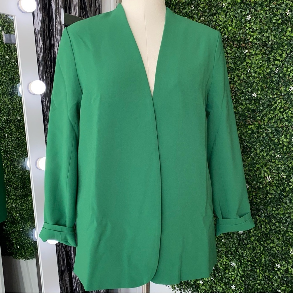 GT-030 Leset Arielle Collarless Blazer